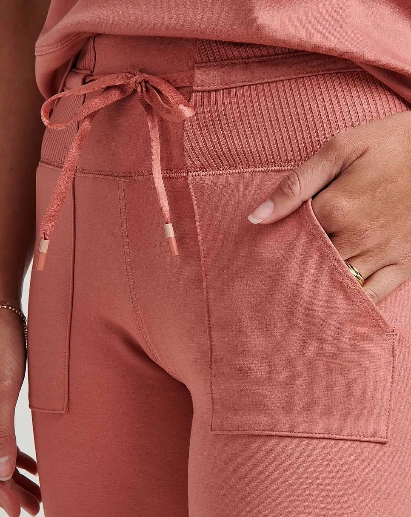 TravisMathew Athens Ponte Short> Shorts