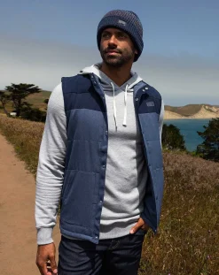 TravisMathew Business Class Vest> Outerwear