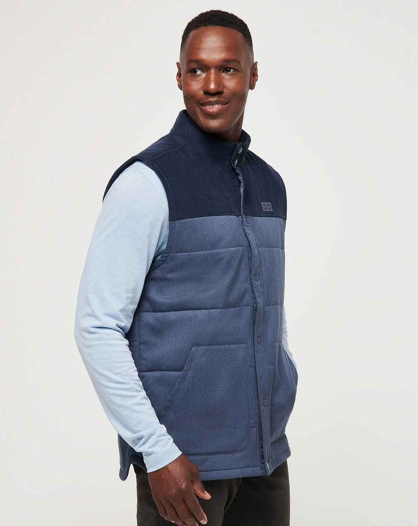 TravisMathew Business Class Vest> Outerwear