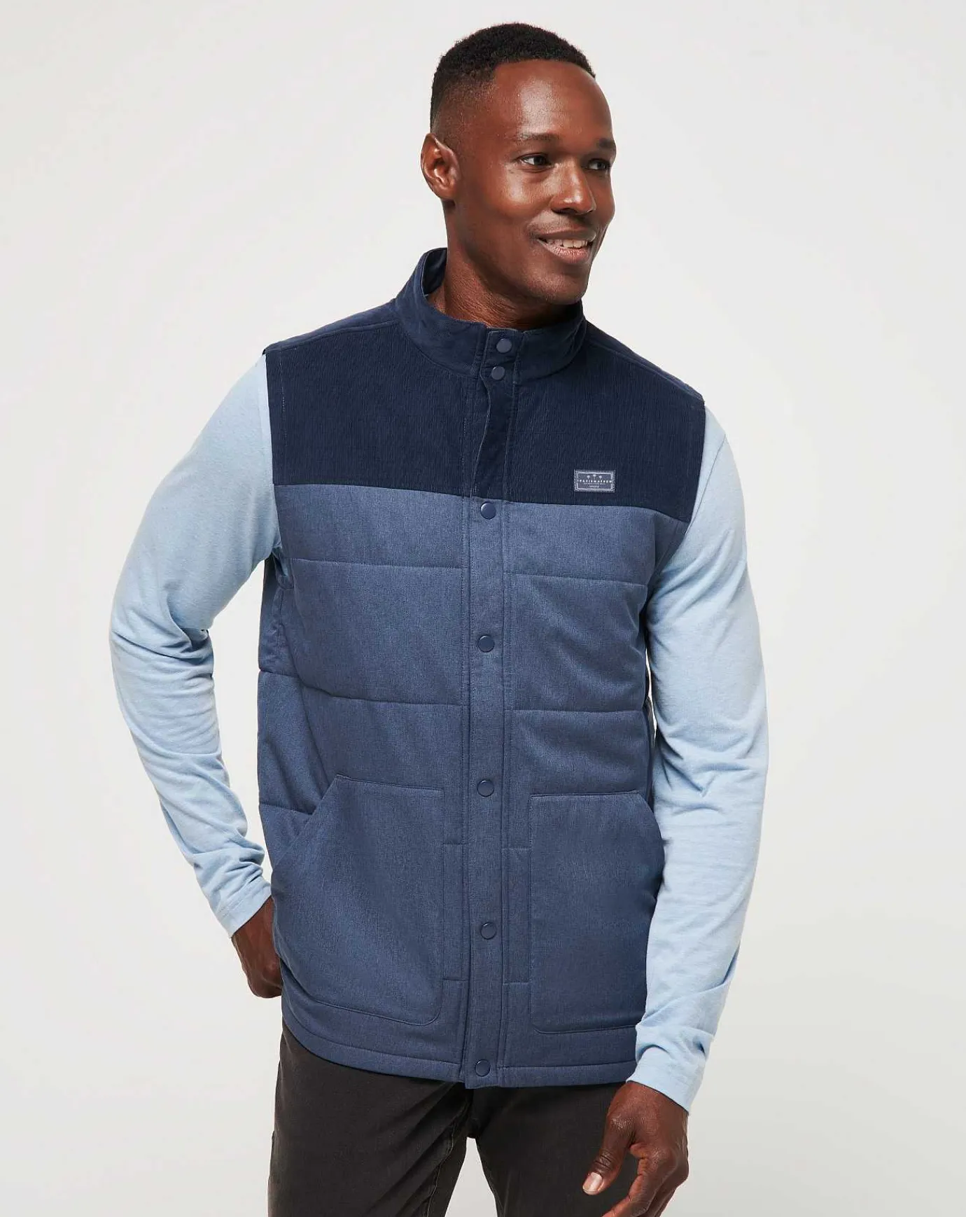 TravisMathew Business Class Vest> Outerwear