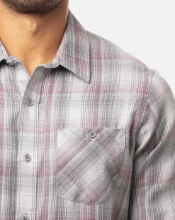 TravisMathew Catch My Drift Button-Up><noscript><img width=