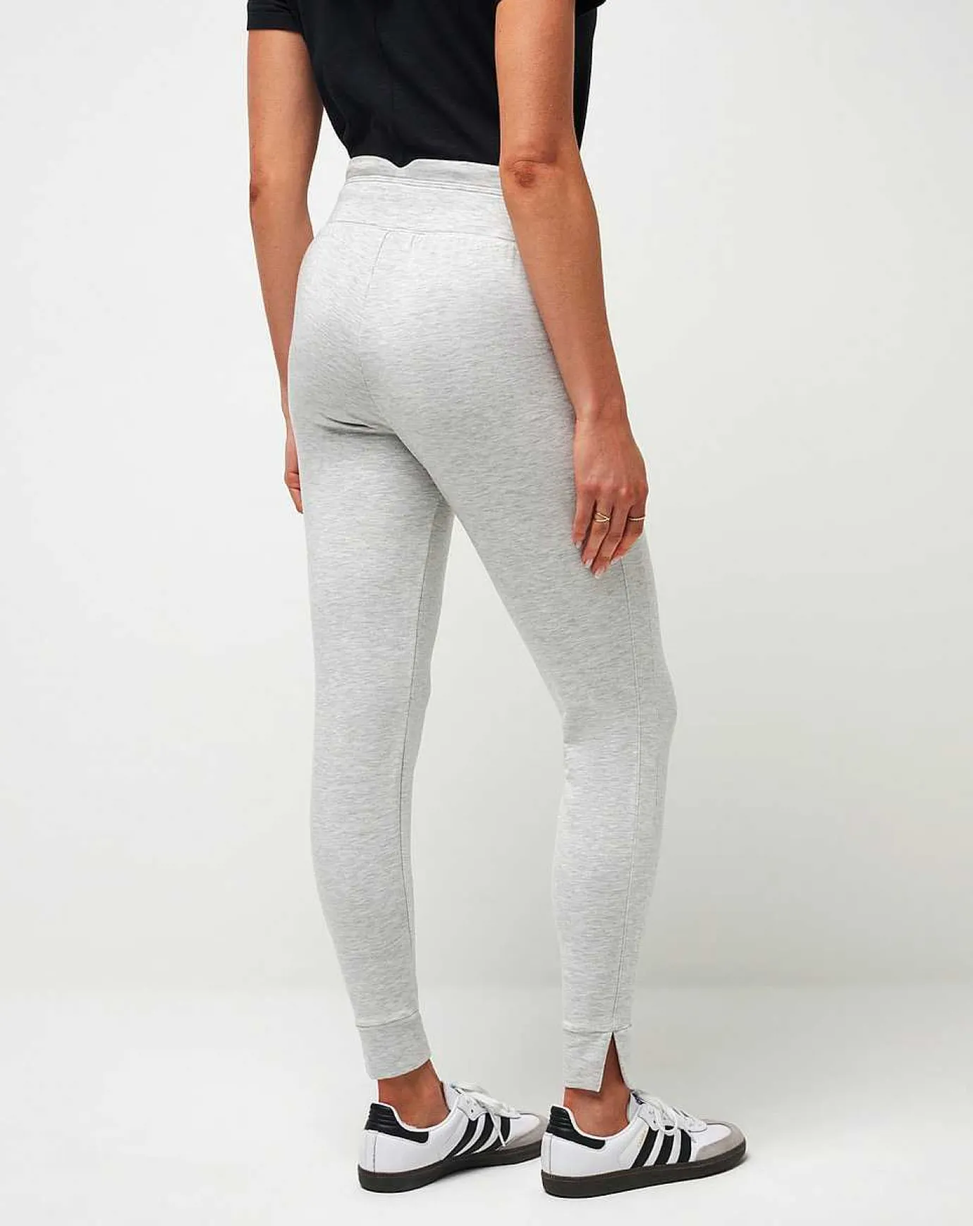 TravisMathew Cloud Terry Tie Jogger> Pants