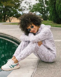 TravisMathew Flora And Fauna Cloud Fleece Jogger><noscript><img width=