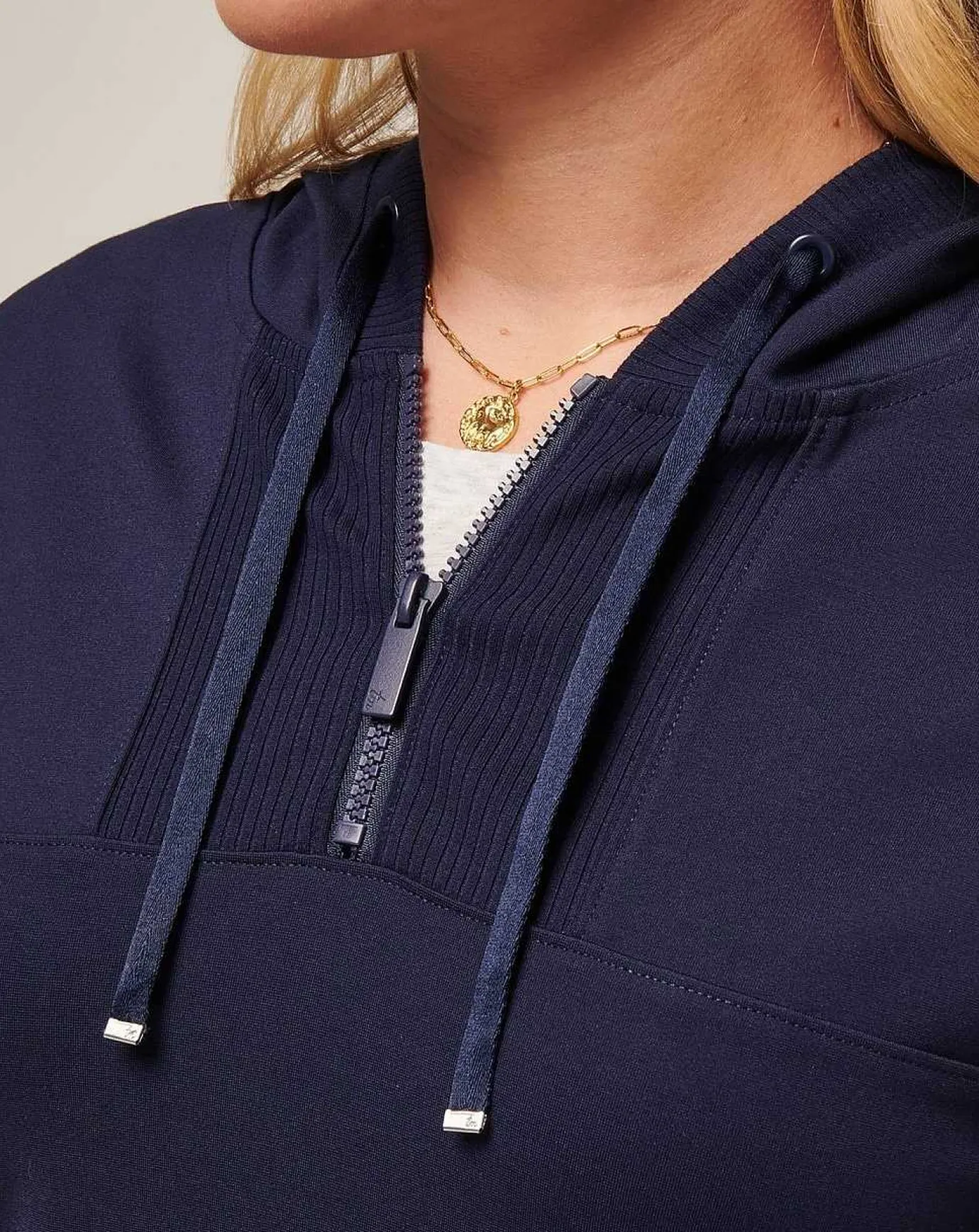 TravisMathew Friday Ponte Half Zip Hoodie> Hoodies & Pullovers
