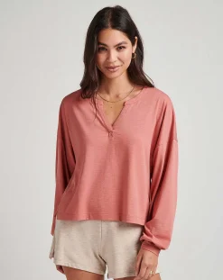 TravisMathew Girls Night Top><noscript><img width=