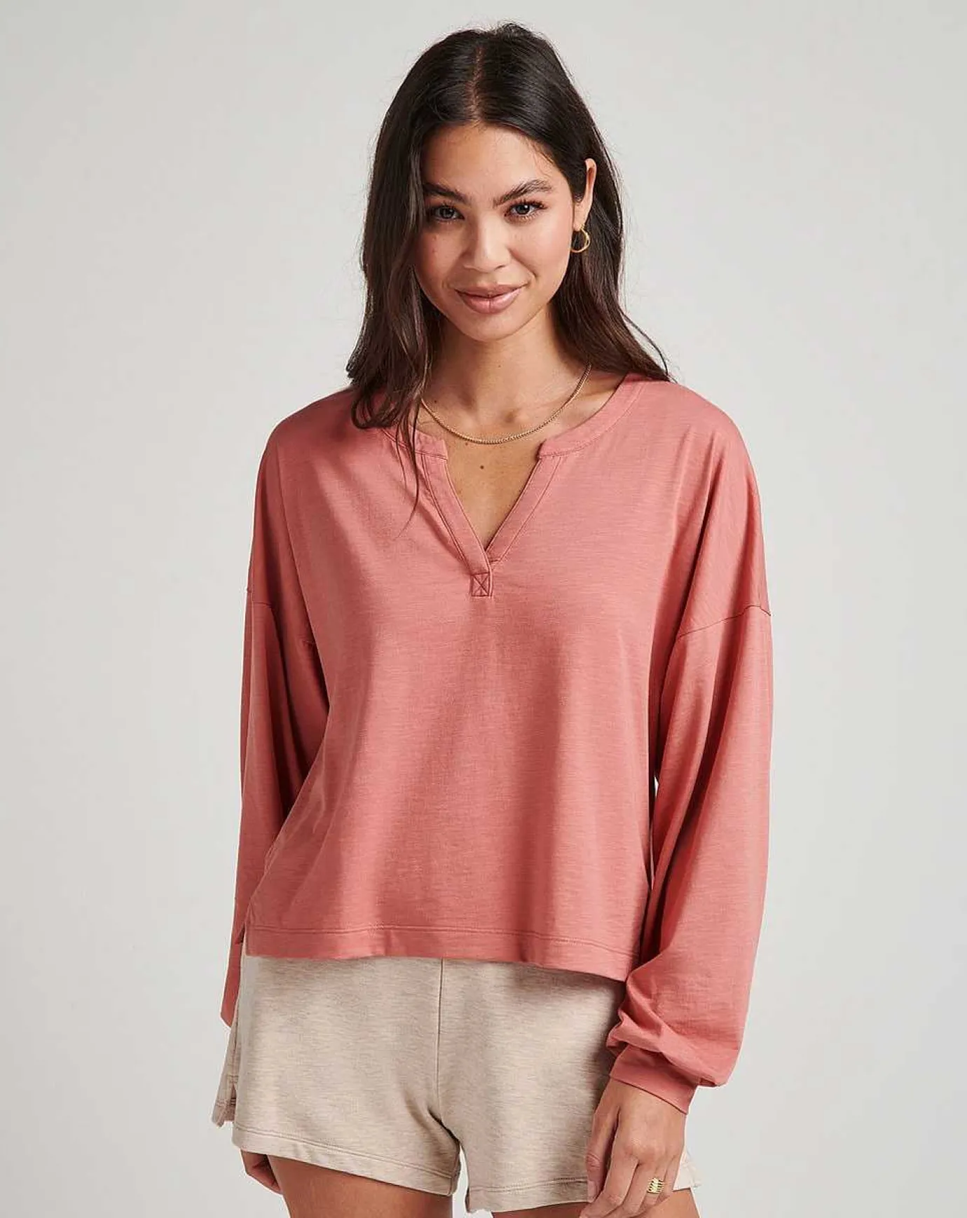 TravisMathew Girls Night Top> Shirts & Tops