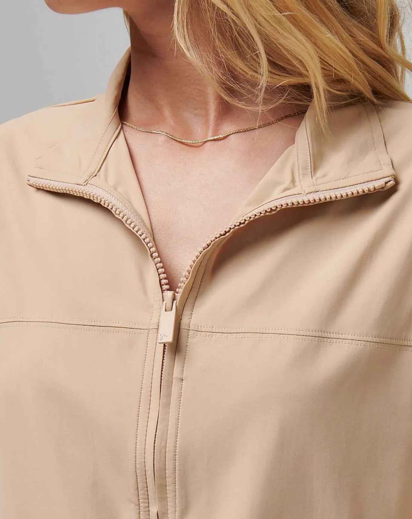 TravisMathew Girls Weekend Tech Woven Jacket> Jackets