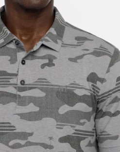 TravisMathew Heater Camo Polo> Polos