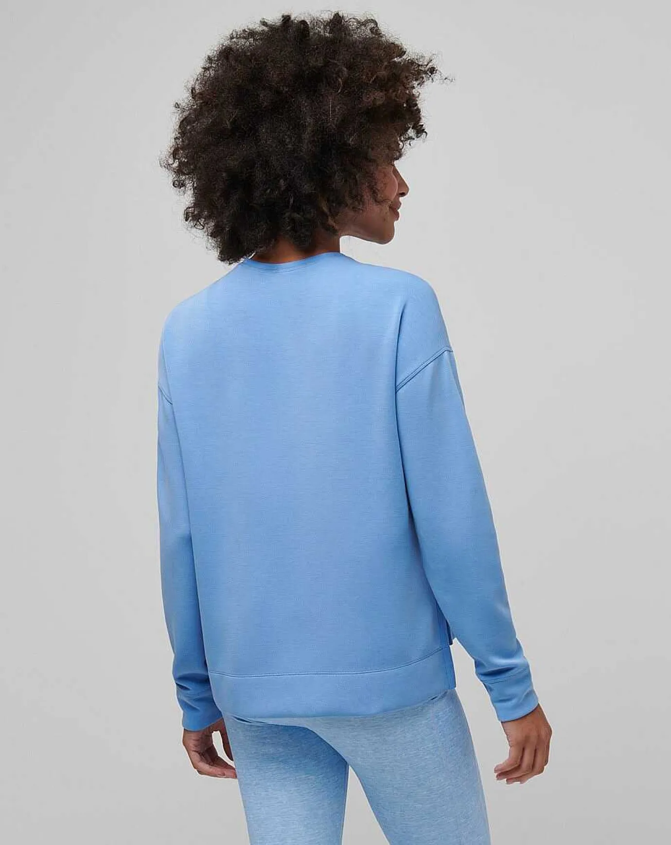 TravisMathew Lacewings Skyloft Crew> Hoodies & Pullovers