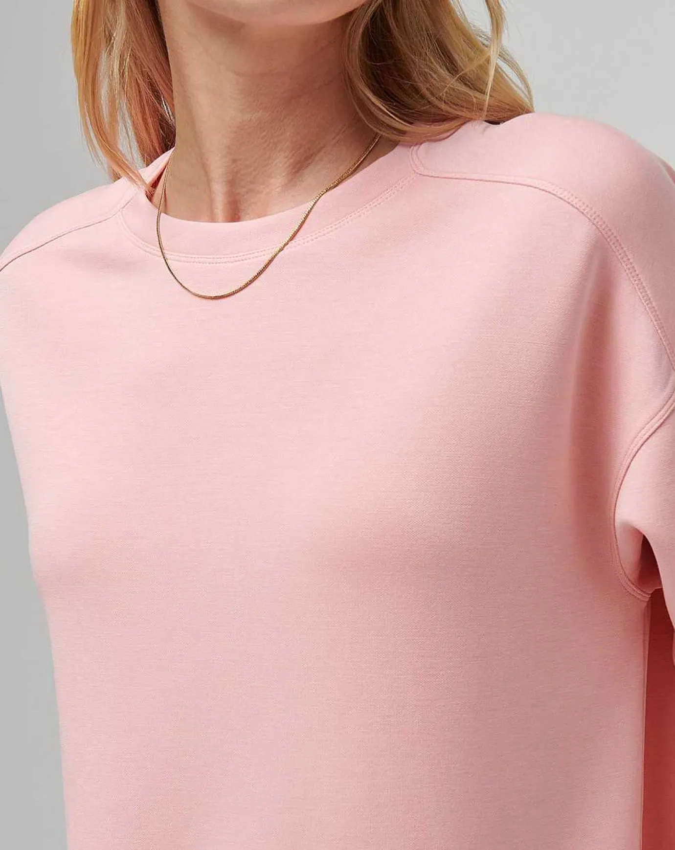 TravisMathew Lacewings Skyloft Crew> Hoodies & Pullovers