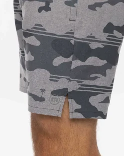 TravisMathew Leader Board Active Short 7.5In><noscript><img width=