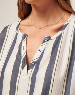 TravisMathew Mimosa Me Twill Top> Shirts & Tops