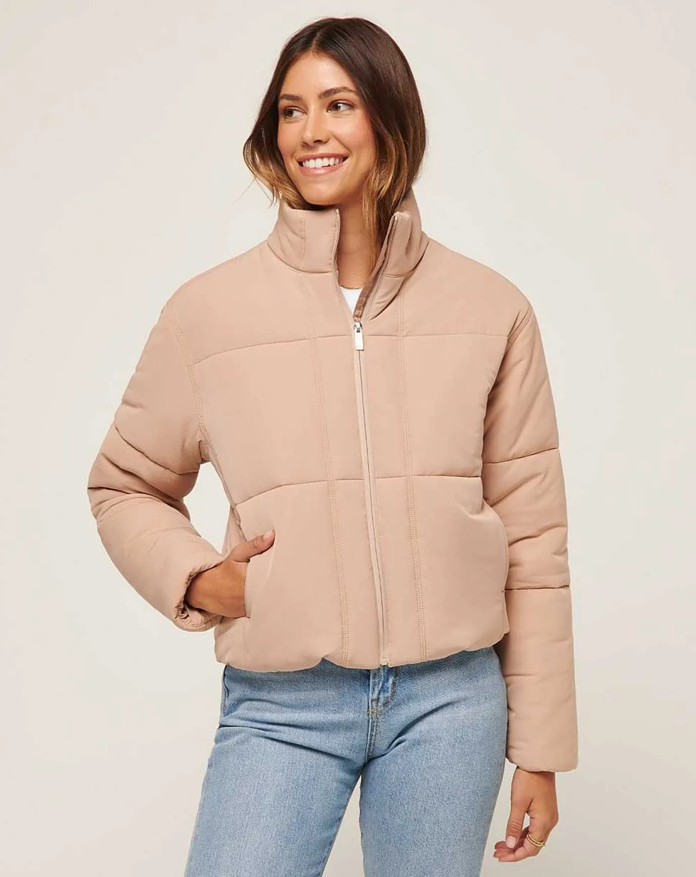 TravisMathew Mont Blanc Puffer> Jackets