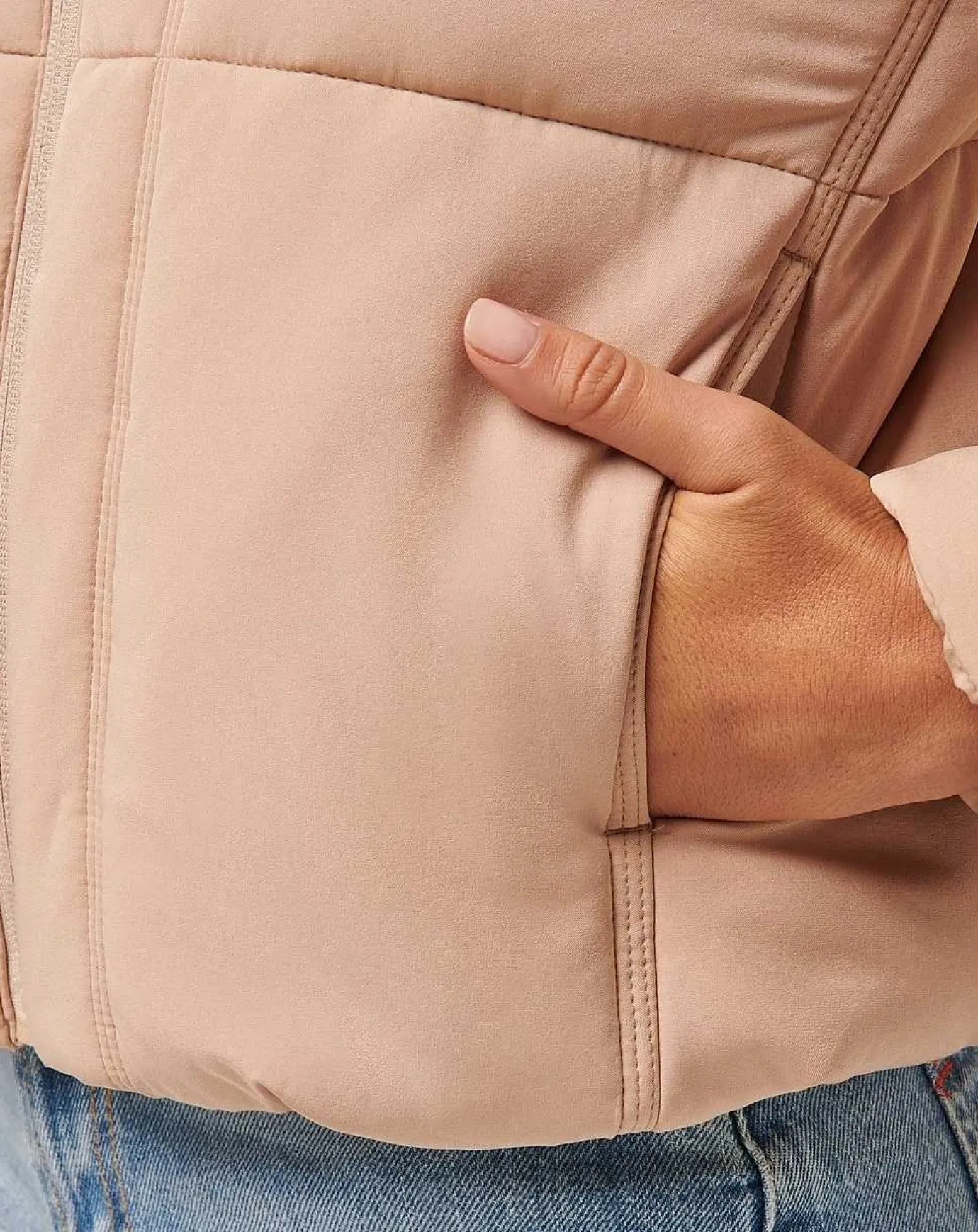 TravisMathew Mont Blanc Puffer> Jackets