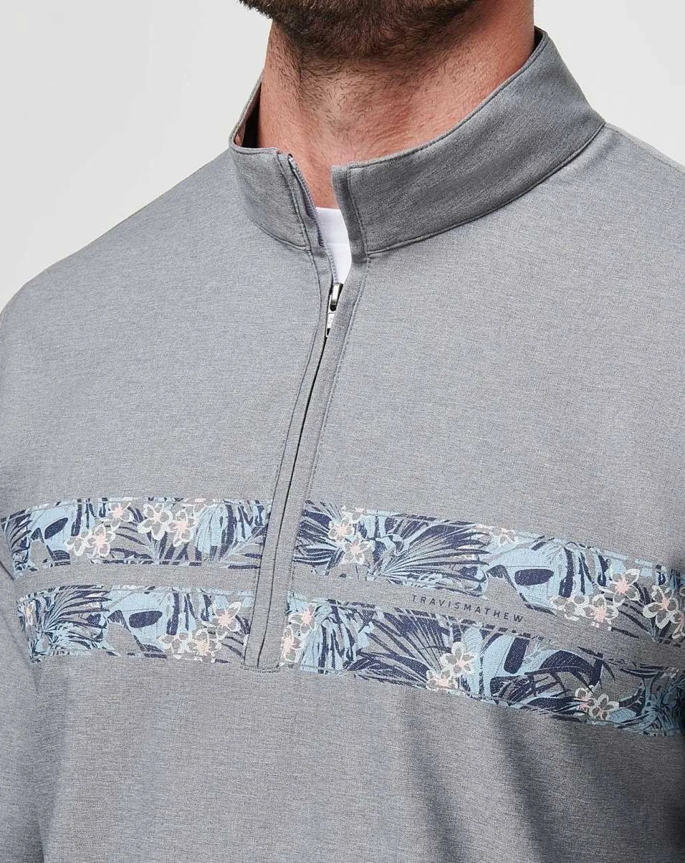 TravisMathew Move Mountains Quarter Zip> Quarter Zips