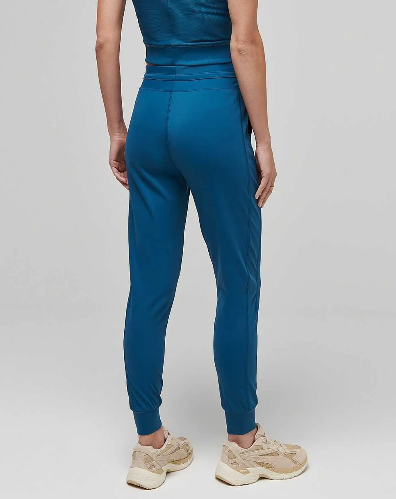 TravisMathew Moveknit Tie Jogger> Pants