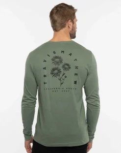 TravisMathew Naturalist Tee><noscript><img width=