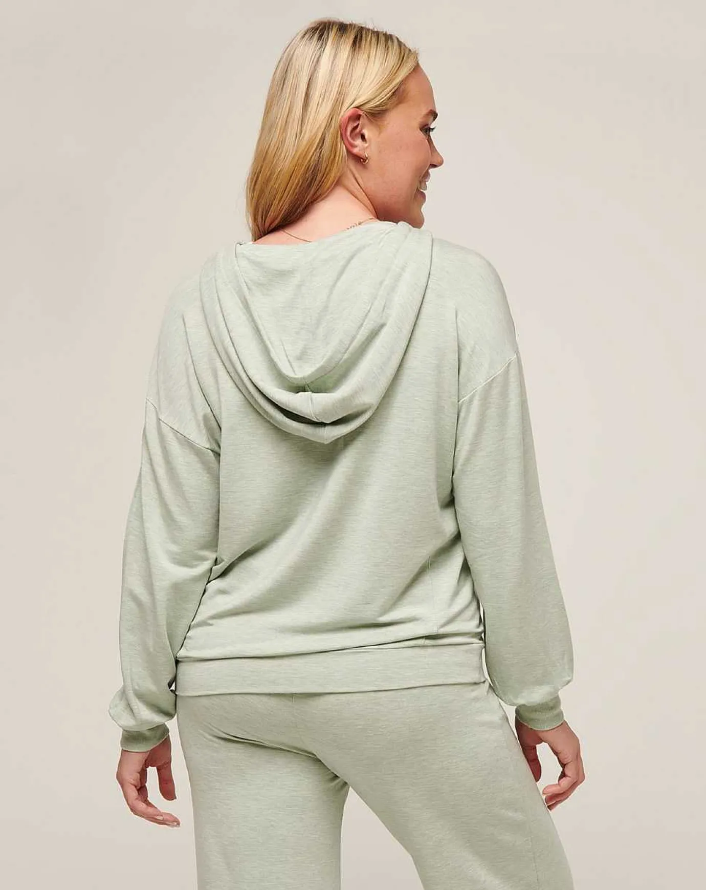 TravisMathew Oceana Cloud Terry Hoodie> Hoodies & Pullovers