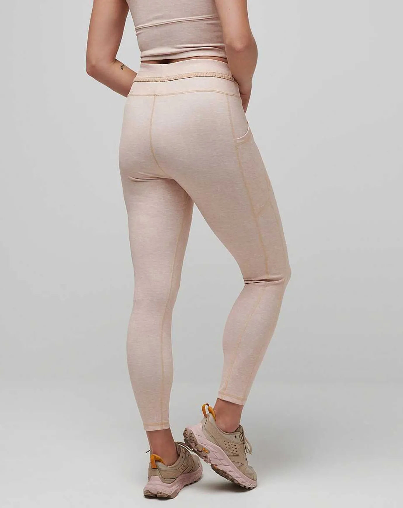 TravisMathew Painted Sky Moveknit Legging> Pants