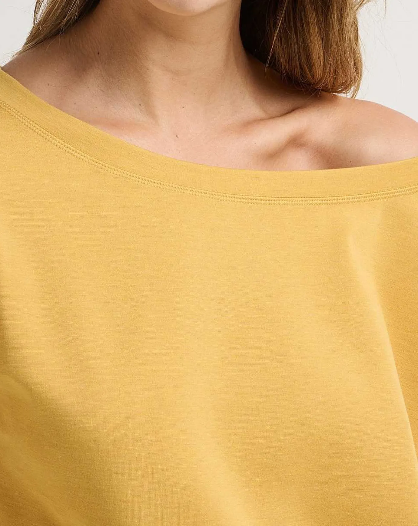 TravisMathew Portugal Off The Shoulder Ponte Top> Shirts & Tops