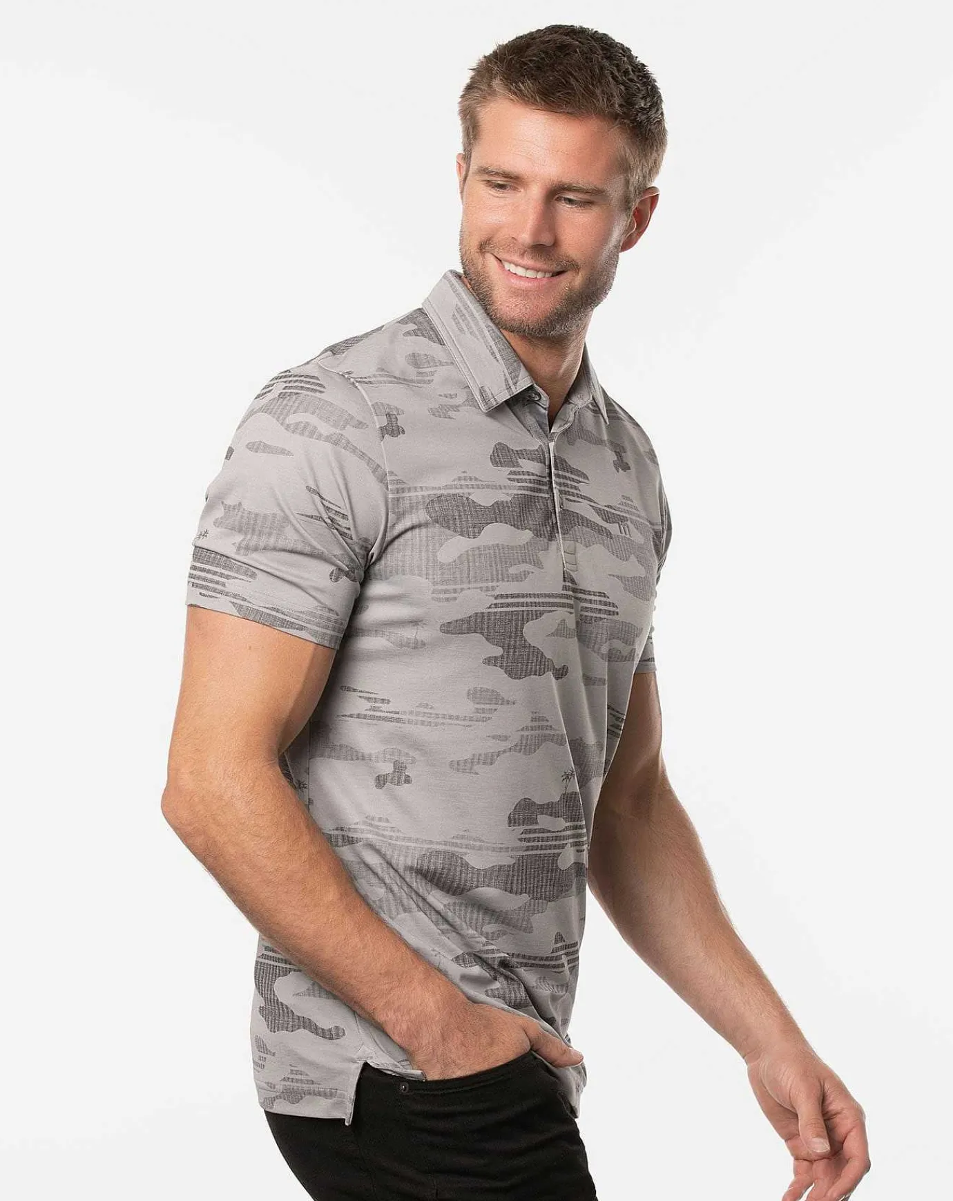 TravisMathew Skywind Polo> Polos
