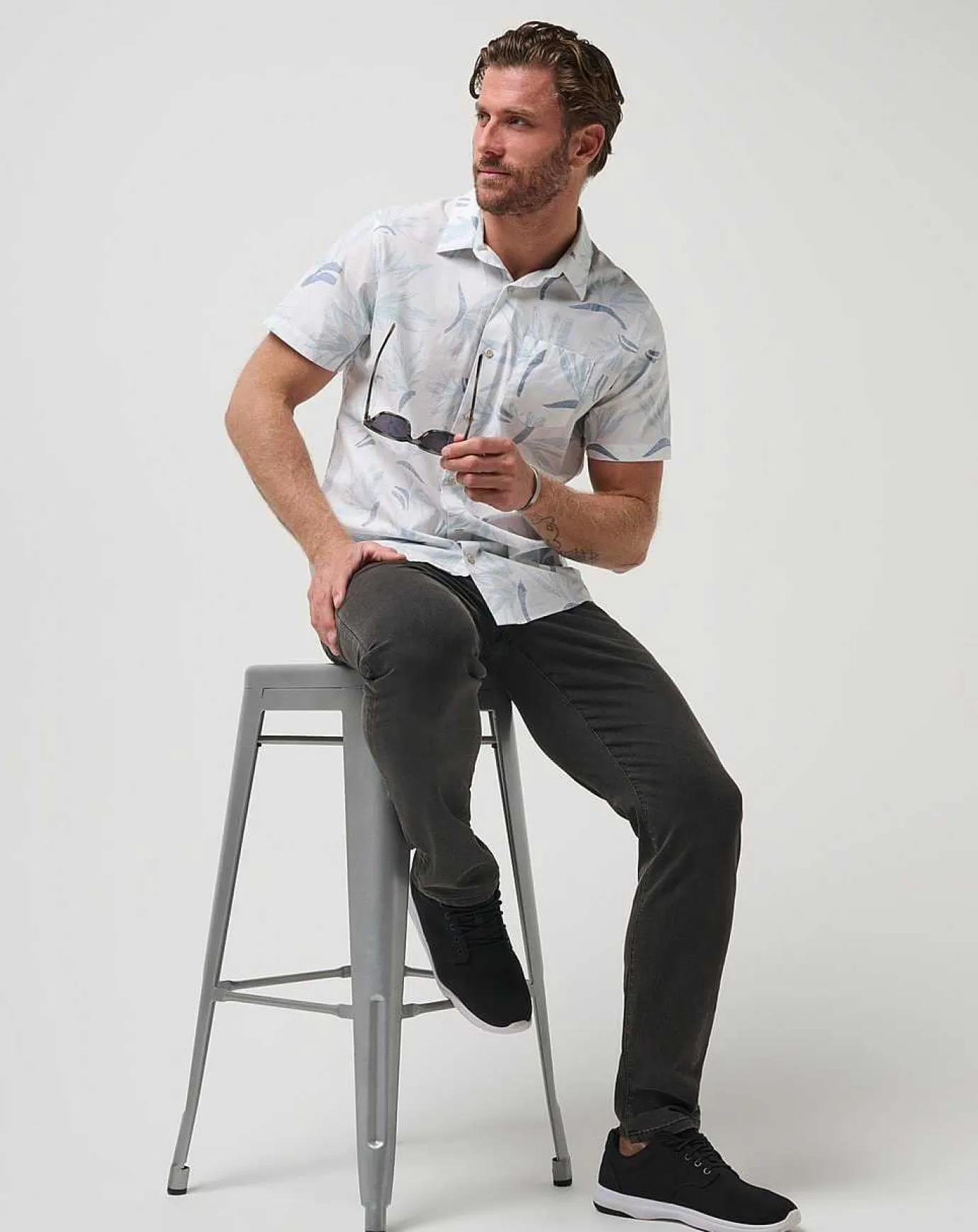 TravisMathew The Thick Of It Button-Up> Button-Ups