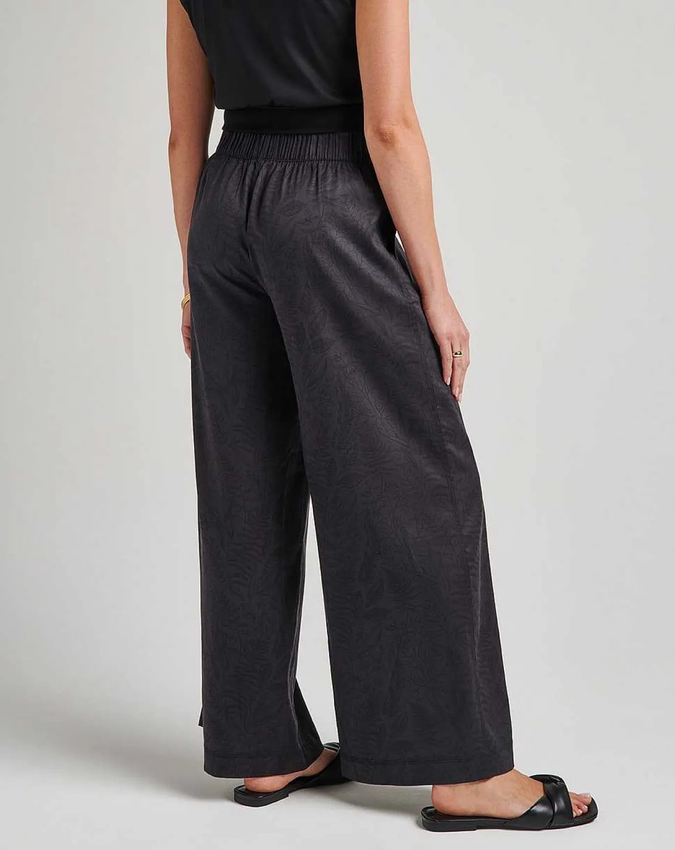 TravisMathew Two Night Stay Pant> Pants
