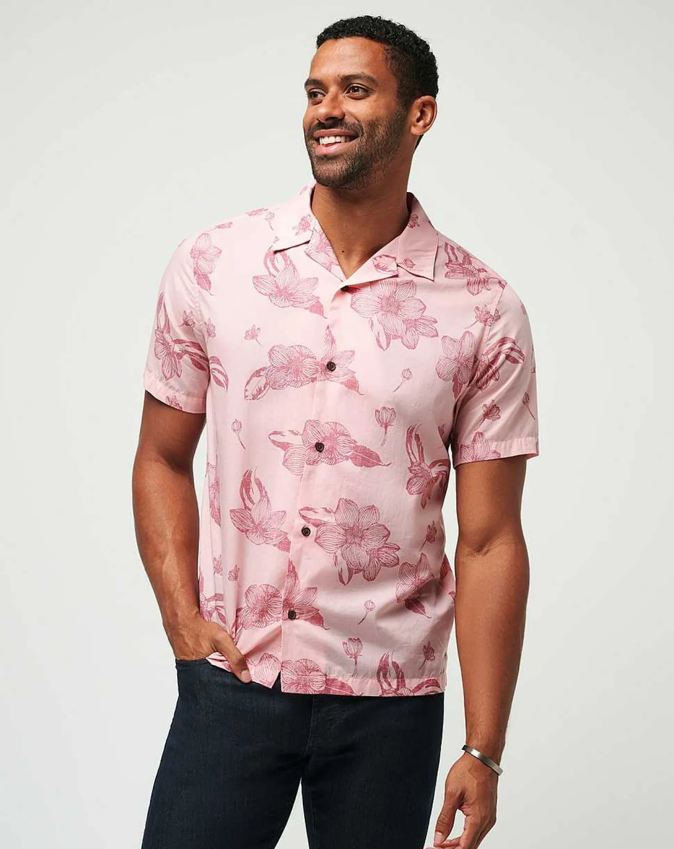TravisMathew Yacht Rockin Button-Up> Button-Ups
